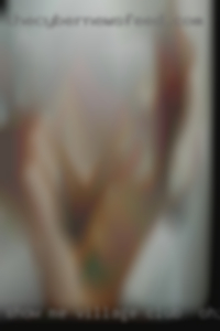 Show me village women pussy tits club in Ohio.