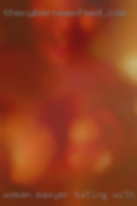 Woman masyer bating loud and horny with woman in Osseo, WI.